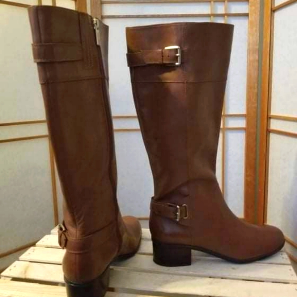 Women's brandnew Bandonlino leather high knee boots size 8.5
